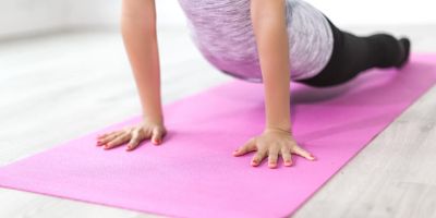10 Beneficios del yoga y dónde practicarlo en Santander